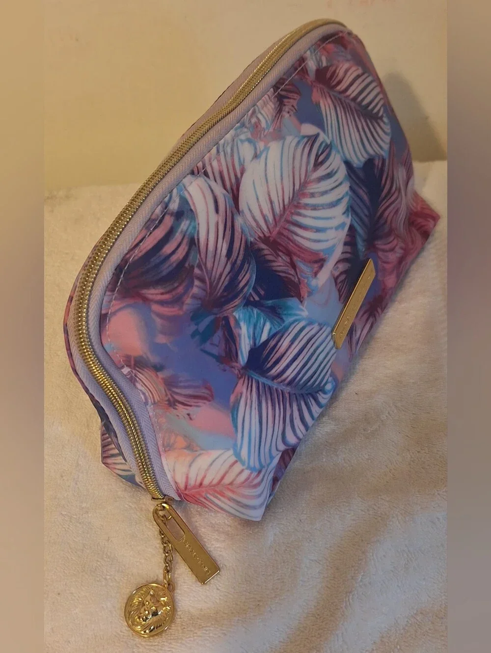 Dulce Candy Tartan Twain 5g Tropical Leaf Cosmetic Pouch - Pink & Blue